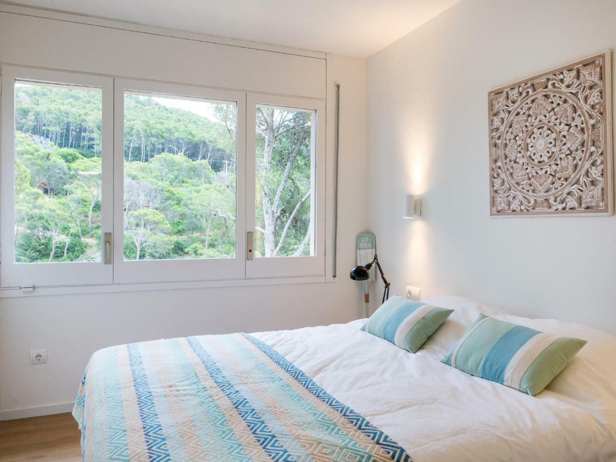 La Vie En Rouge Sa Riera Duplex, Private Parking Apartment Begur Ngoại thất bức ảnh