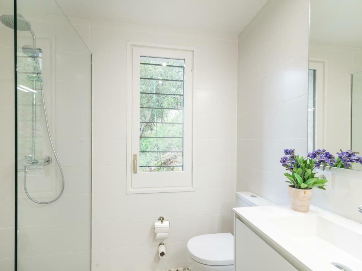 La Vie En Rouge Sa Riera Duplex, Private Parking Apartment Begur Ngoại thất bức ảnh